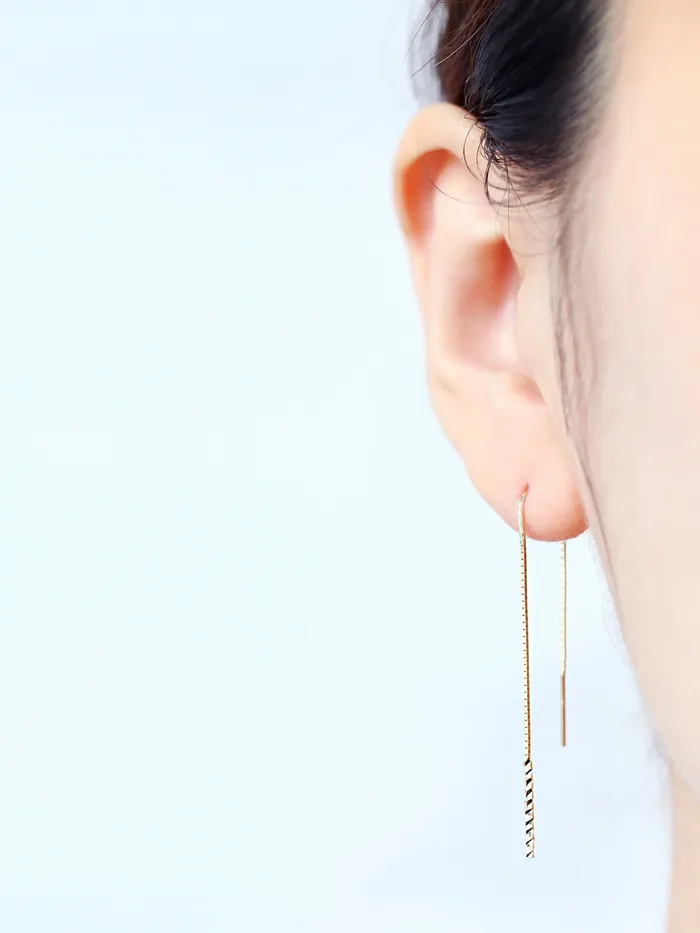 Earrings MinimalBijoux 14K Gold Cutting Bar threader earring