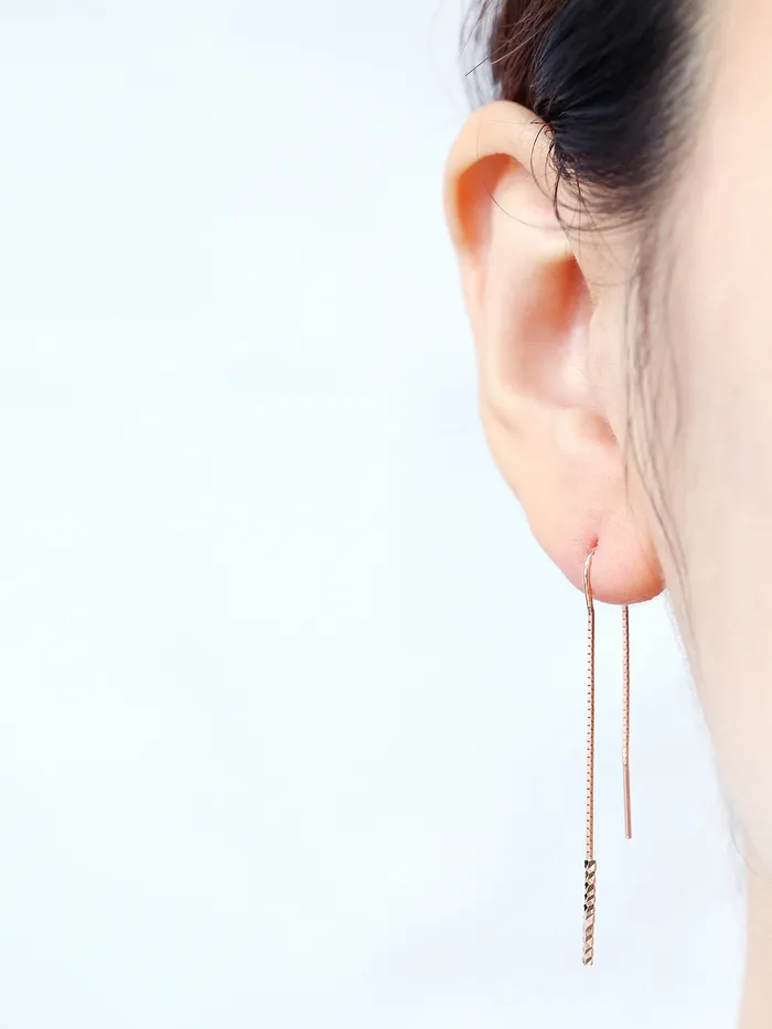 Earrings MinimalBijoux 14K Gold Cutting Bar threader earring