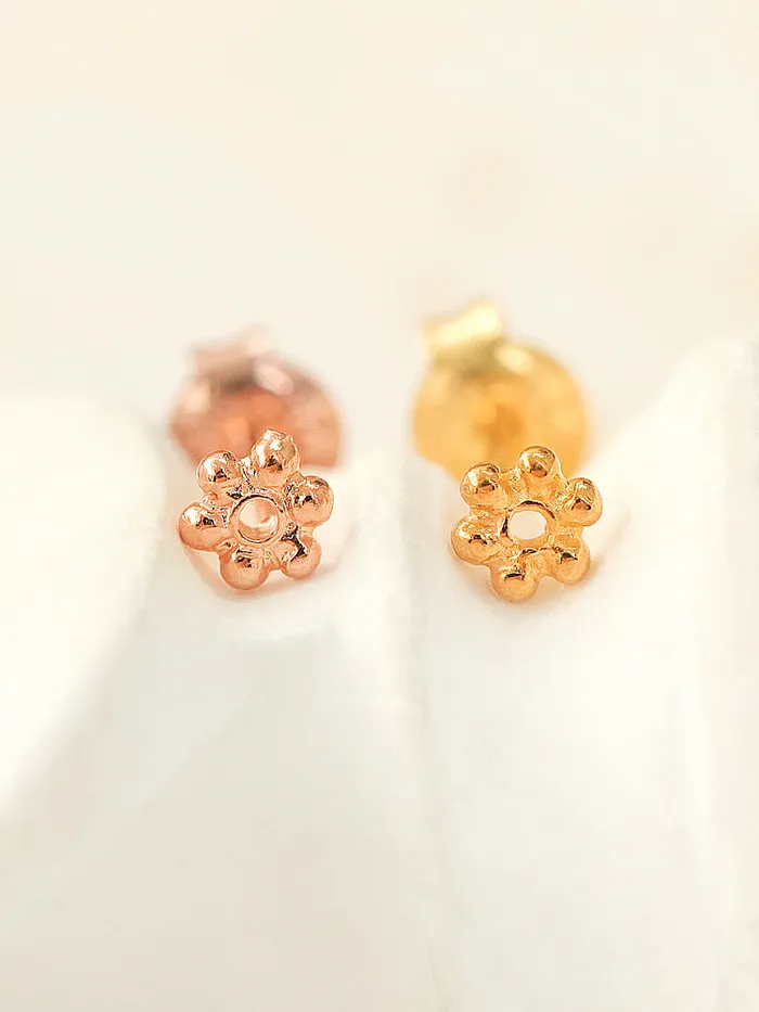 Earrings MinimalBijoux 925 Silver Mini Flower Stud Earring