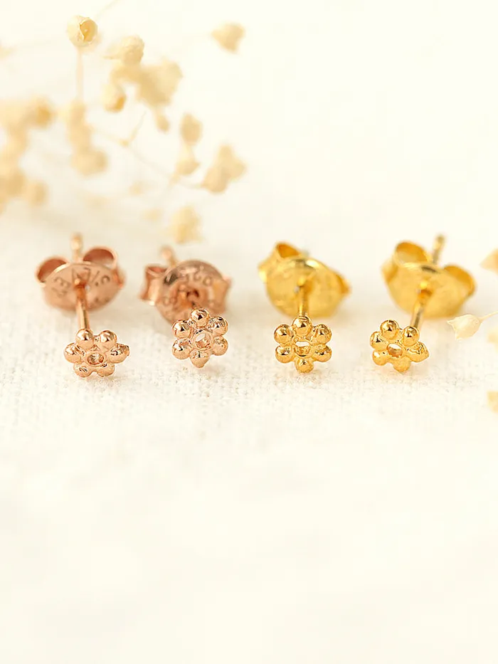Earrings MinimalBijoux 925 Silver Mini Flower Stud Earring