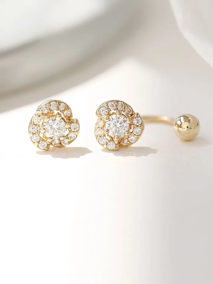 MinimalBijoux Earrings 14K Gold Camelia Flower Tragus Piercing 18G16G