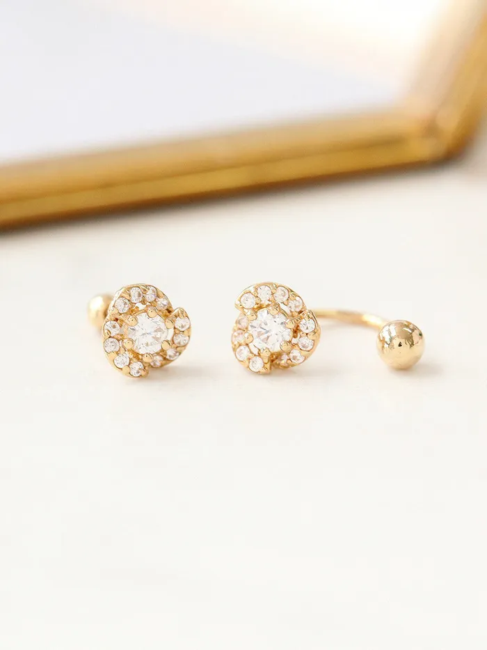 MinimalBijoux Earrings 14K Gold Camelia Flower Tragus Piercing 18G16G