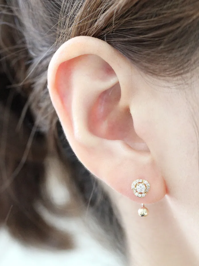 MinimalBijoux Earrings 14K Gold Camelia Flower Tragus Piercing 18G16G