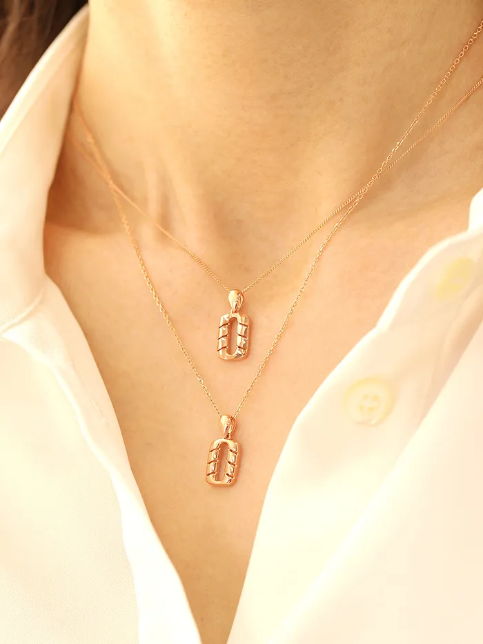 Necklaces MinimalBijoux 14K Gold Twist Square Necklace Pendant