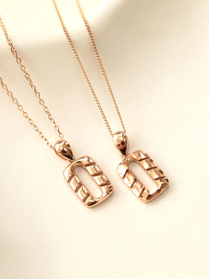Necklaces MinimalBijoux 14K Gold Twist Square Necklace Pendant