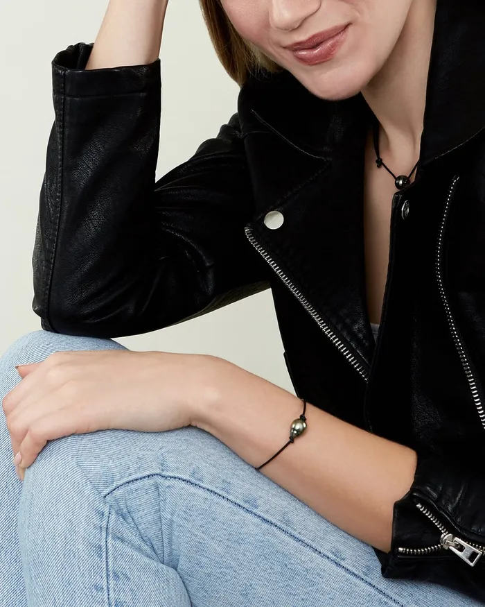 SPT Bracelets Black Tahitian Baroque Pearl on Leather Bracelet